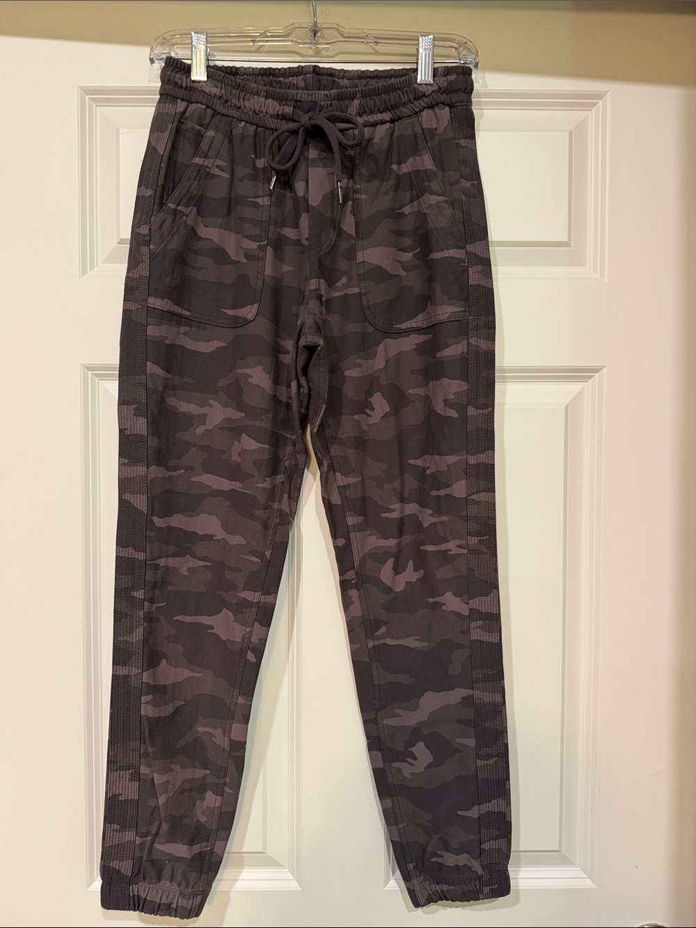 Athleta Women’s Camo Joggers - Brown & Tan